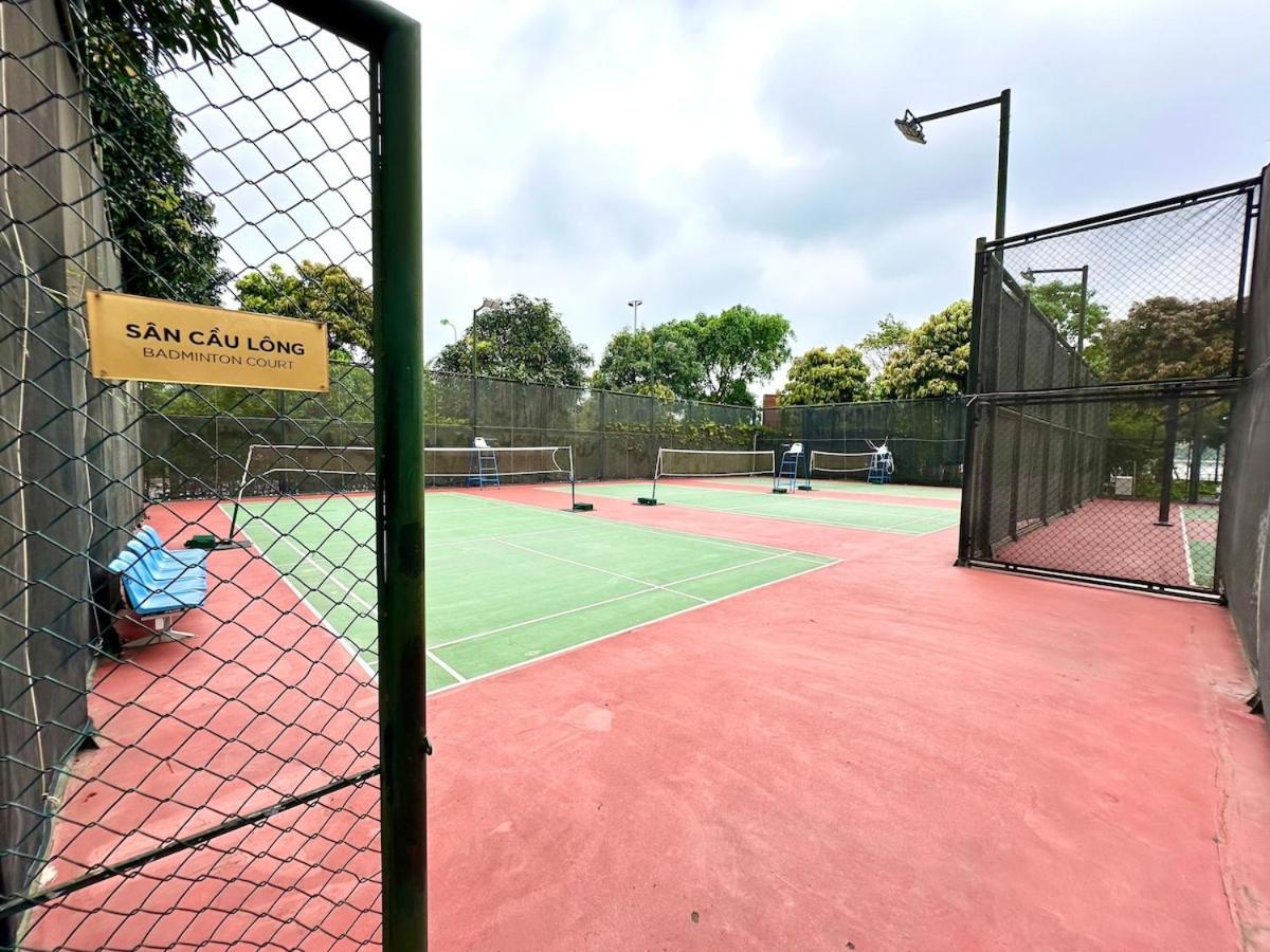 Comfortable Spacious Two Bedroom Near Keangnam, Dcapital And Marriot Apartment