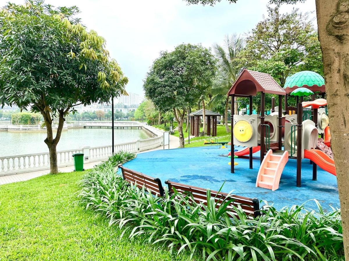 Comfortable Spacious Two Bedroom Near Keangnam, Dcapital And Marriot *