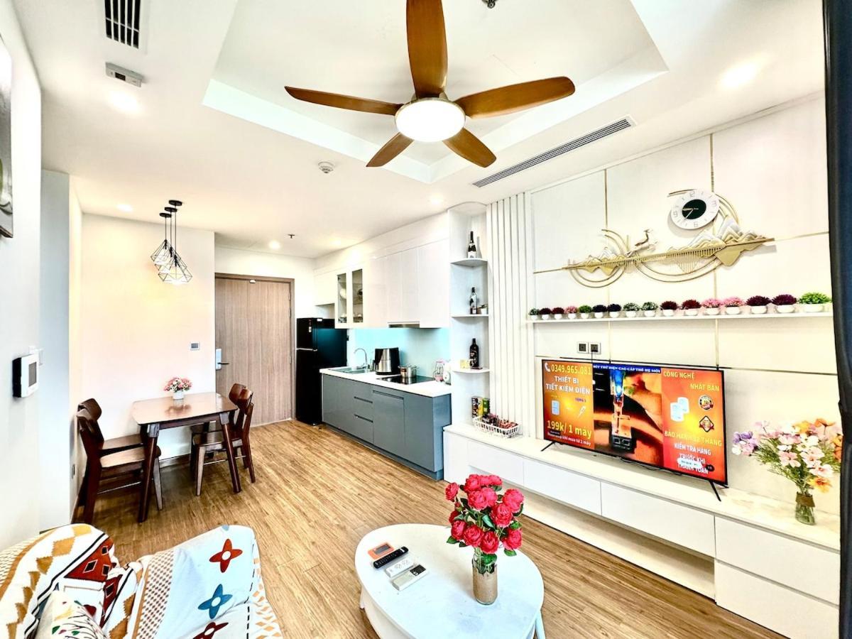 Căn hộ Comfortable Spacious Two Bedroom Near Keangnam, Dcapital And Marriot *