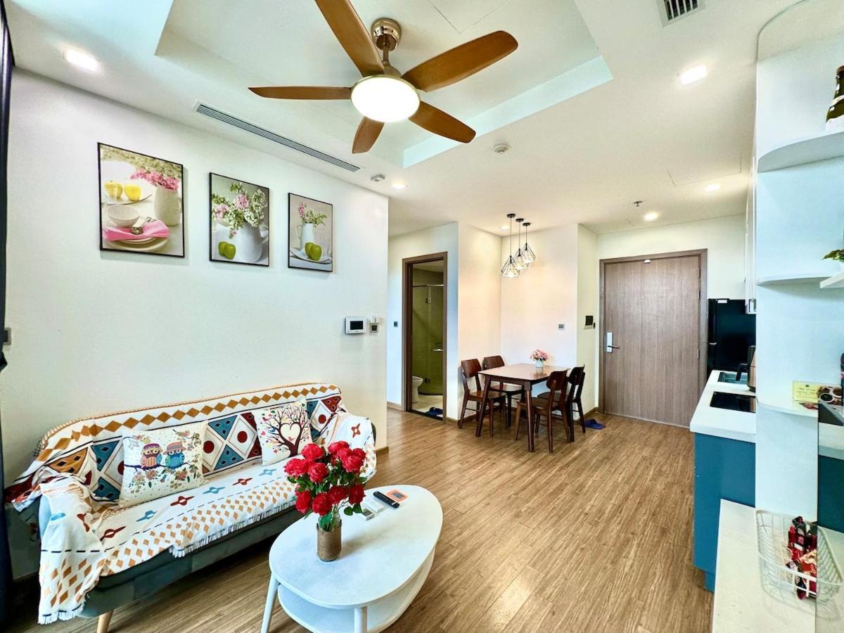 Comfortable Spacious Two Bedroom Near Keangnam, Dcapital And Marriot Căn hộ *