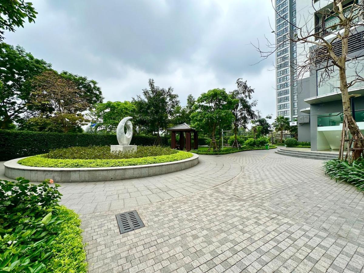 Căn hộ Comfortable Spacious Two Bedroom Near Keangnam, Dcapital And Marriot