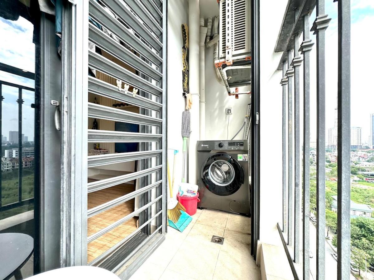 Comfortable Spacious Two Bedroom Near Keangnam, Dcapital And Marriot Căn hộ *